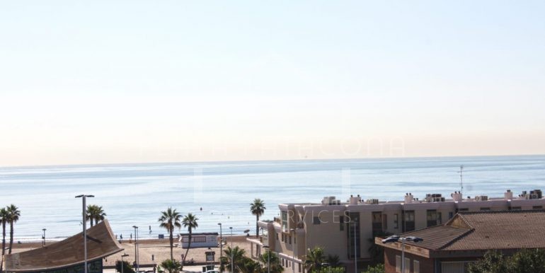 Alquiler anual residencial piscina en la playa de Valencia